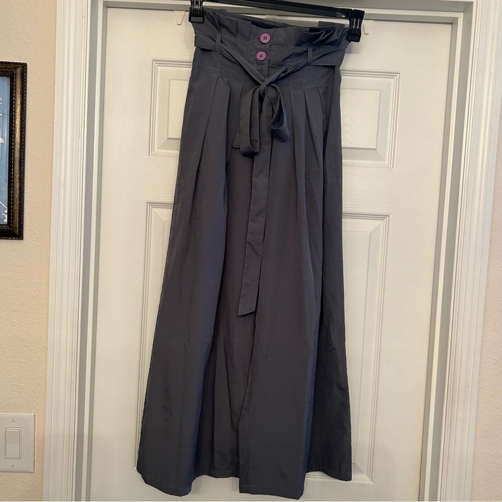 Bitterlime Gray High-Waisted Wide Leg Pants with Belt Size S